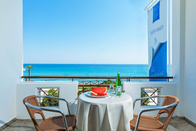 Dolphin Beach Hotel - obiteljska soba s pogledom na more